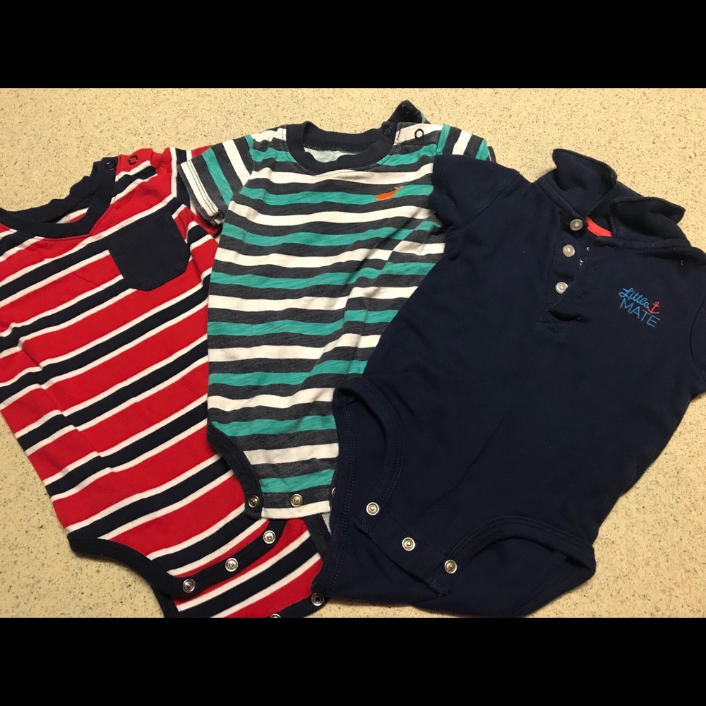 9 month bundle onesies, shorts & pants - Picture 1 of 5